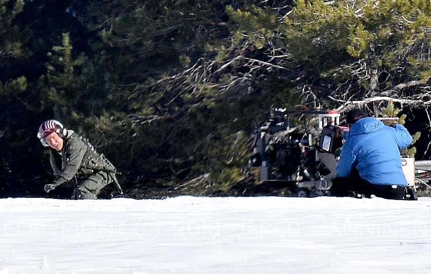 Behind the Scenes Photos of Tom Cruise Filming Top Gun: Maverick (aka Top  Gun 2)